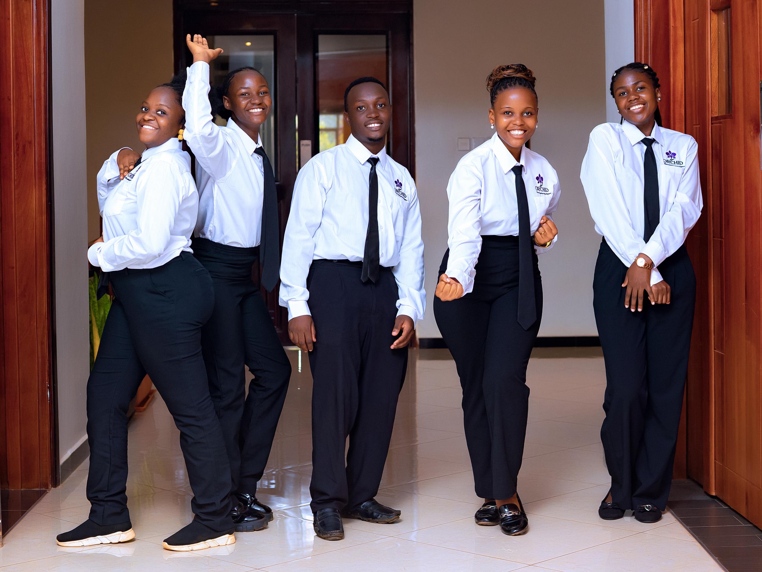 <p>Meet Our Experienced Team</p>