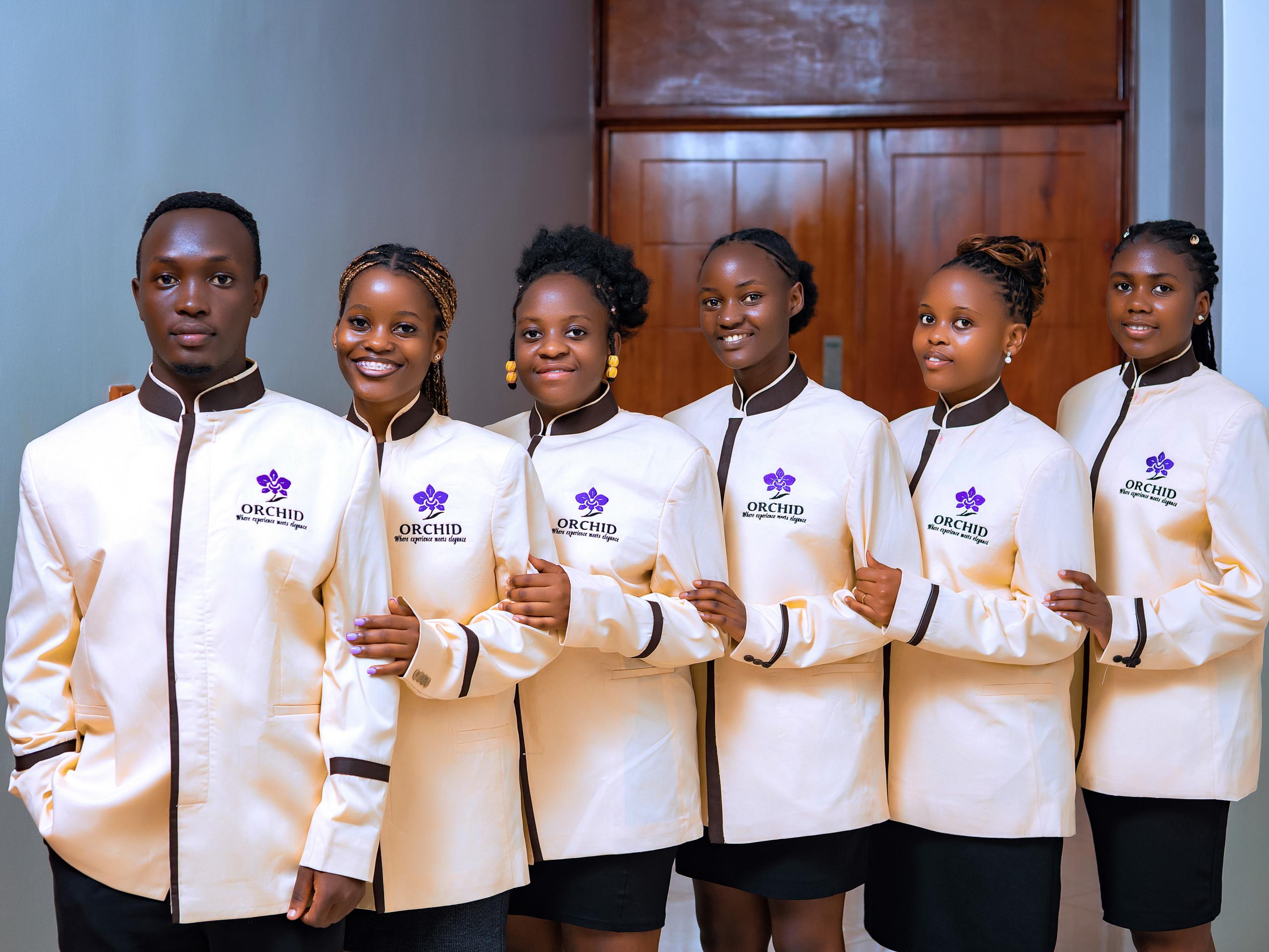 <p>Meet Our Experienced Team</p>